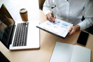 How to Spot Early Signs You Need Better Bookkeeping