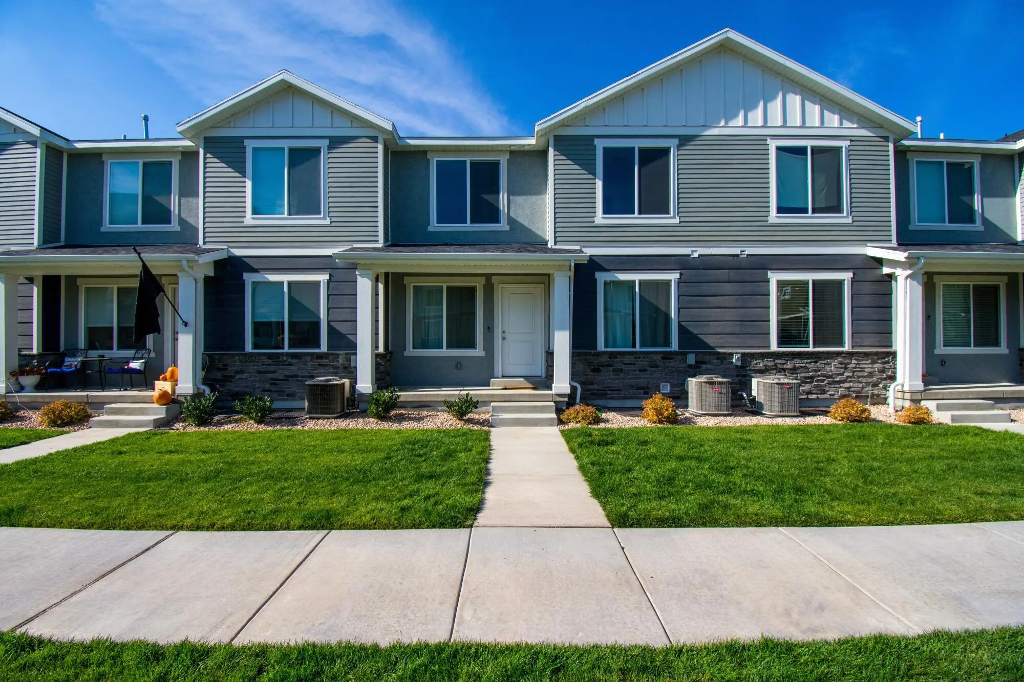 Effective Communication in Real Estate Transactions 