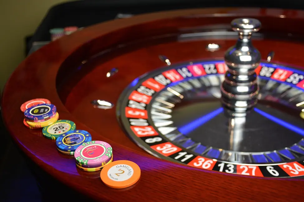 The History of Roulette and Its American Version