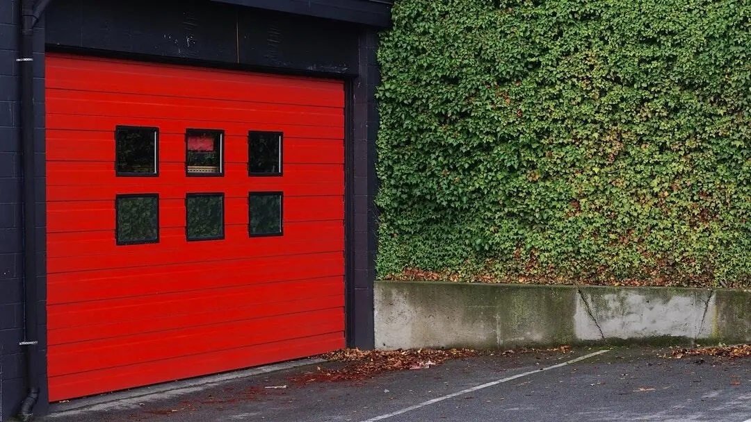 Transform Your Curb Appeal with Stylish Garage Doors