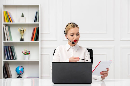What Does a Virtual Administrative Assistant Do?