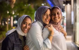 Why Muslim Singles in the West Can't Find Each Other
