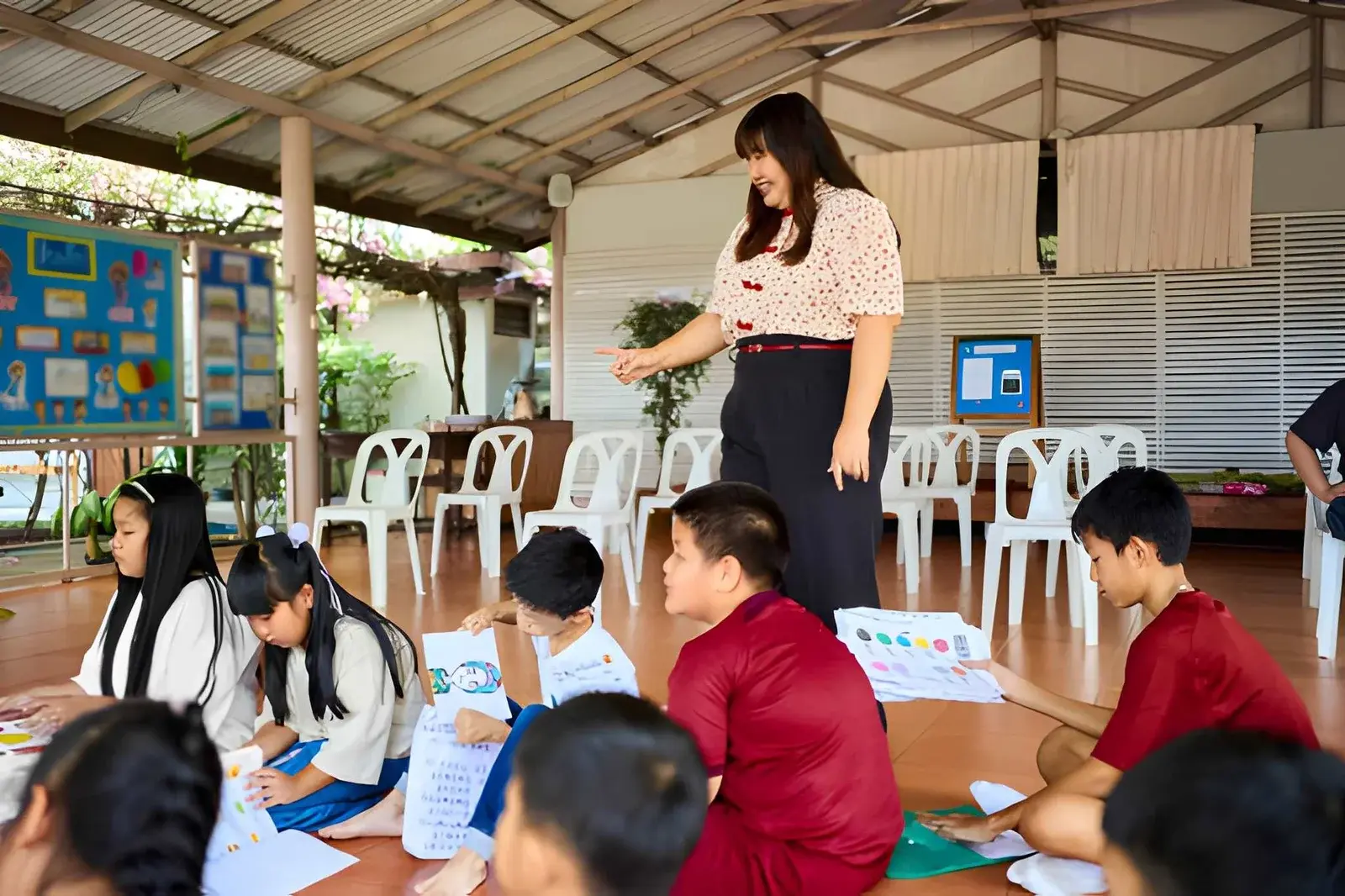 How Expatriate Families Navigate the British Primary Education Framework in Thailand